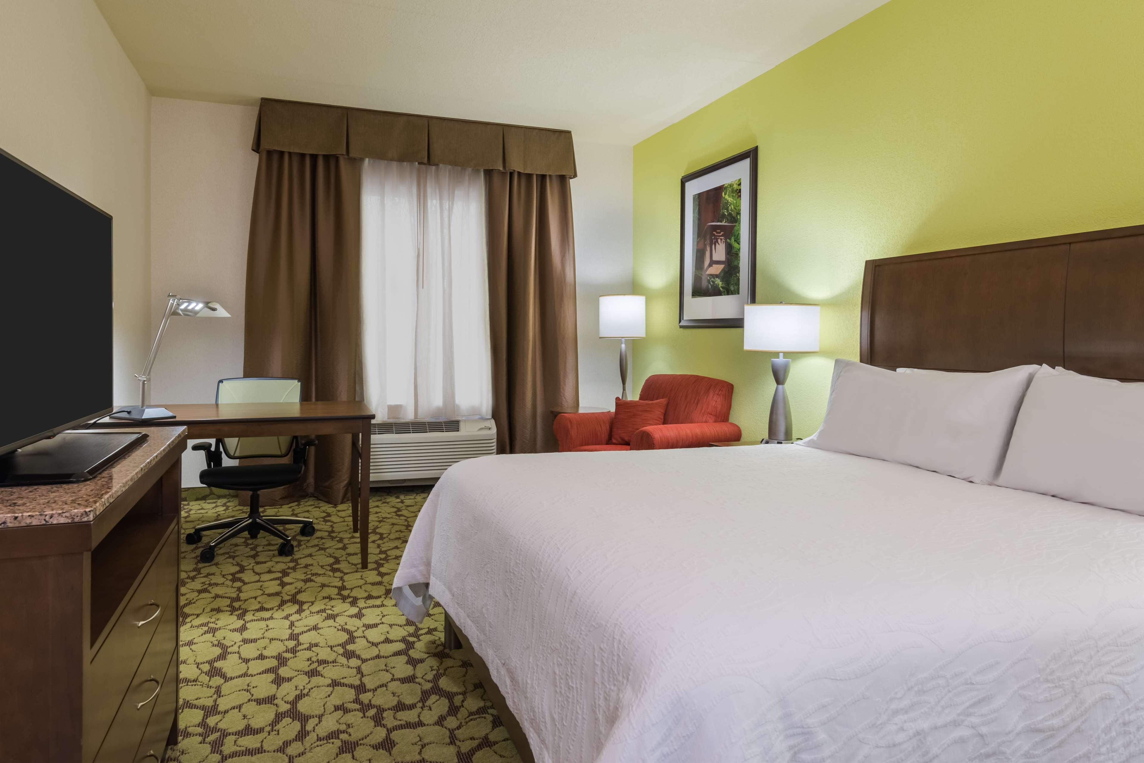 Hilton Garden Inn Уэйн Экстерьер фото