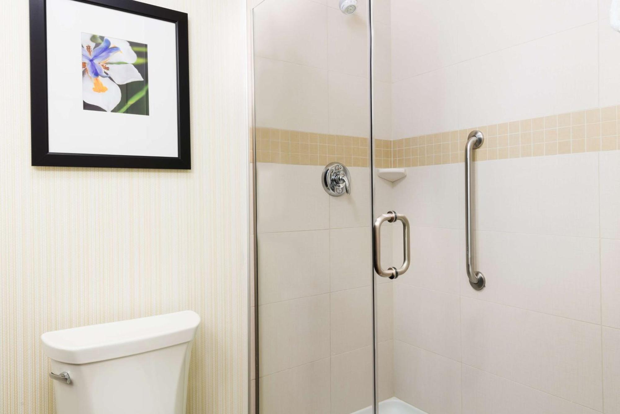 Hilton Garden Inn Уэйн Экстерьер фото