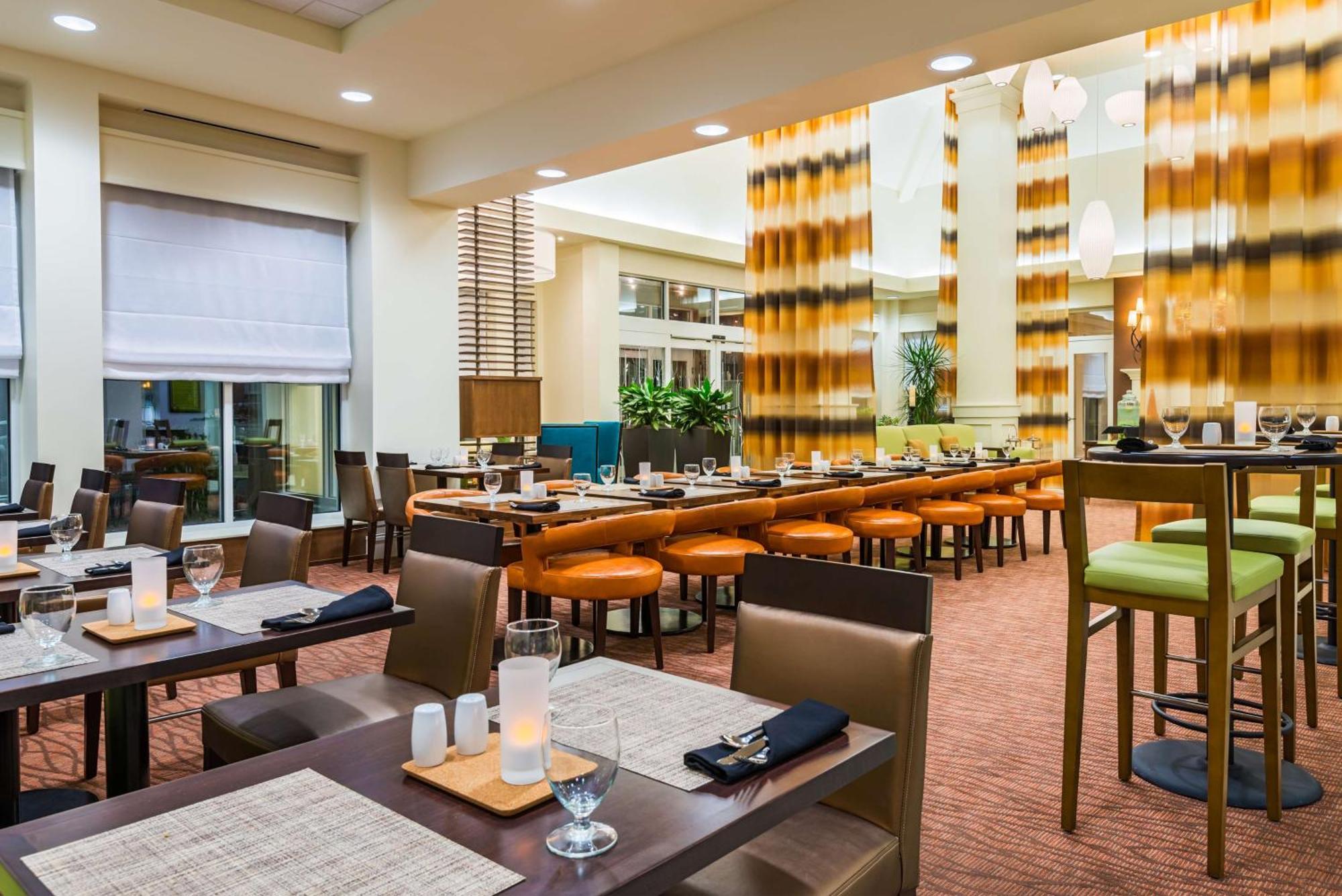 Hilton Garden Inn Уэйн Экстерьер фото